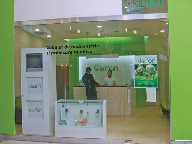 Fondul de investiţii Value4Capital cumpără magazinele de aparate auditive Clarfon, un business de 42 mil. lei. Tranzacţia a fost susţinută de ACP Credit, un fond de investiţii care oferă doar împrumuturi