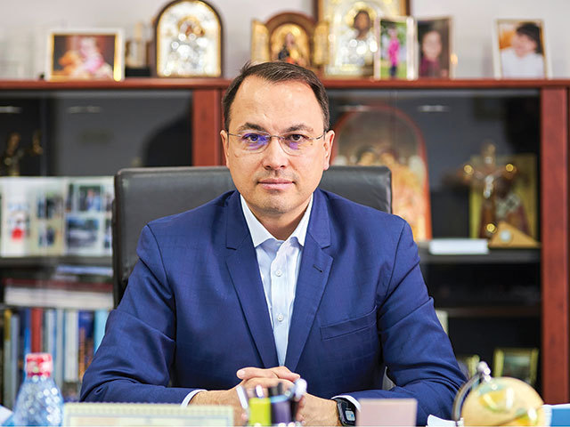 Moldova are autostradă. Ce face cu ea? Impactul A7 în Focşani, oraşul producătorilor de textile: „Exportăm 99% din producţie. De 10 ani aşteptam autostrada. Una din probleme era cum să livrăm mai repede către piaţă“