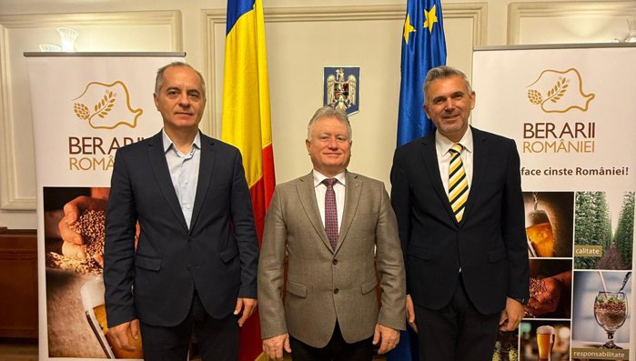 Berarii României: Piaţa berii continuă să scadă în 2026, după minimul istoric de 14,4 milioane de hectolitri din 2025. Industria pune declinul pe seama majorării accizelor şi atenţionează că scăderea afectează agricultura şi locurile de muncă