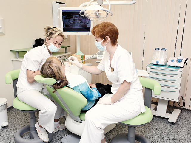 Clinicile stomatologice sunt un business de 100 mil. euro...
