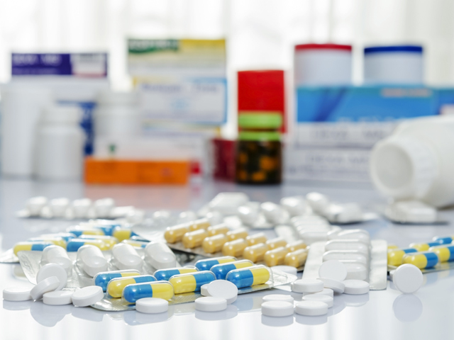 Guvernul maghiar ar putea pune monopol pe distribuţia de medicamente pentru spitale