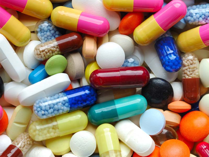 Concurenţa analizează piaţa medicamentelor fără prescripţie