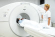Dicţionar de sănătate. Ce este investigaţia PET-CT şi ce informaţii oferă? Medic: „Reprezintă una dintre cele mai importante revoluţii în diagnosticul paraclinic“. În România, doar 15 spitale, cinci de stat şi 10 private, au aparat PET-CT