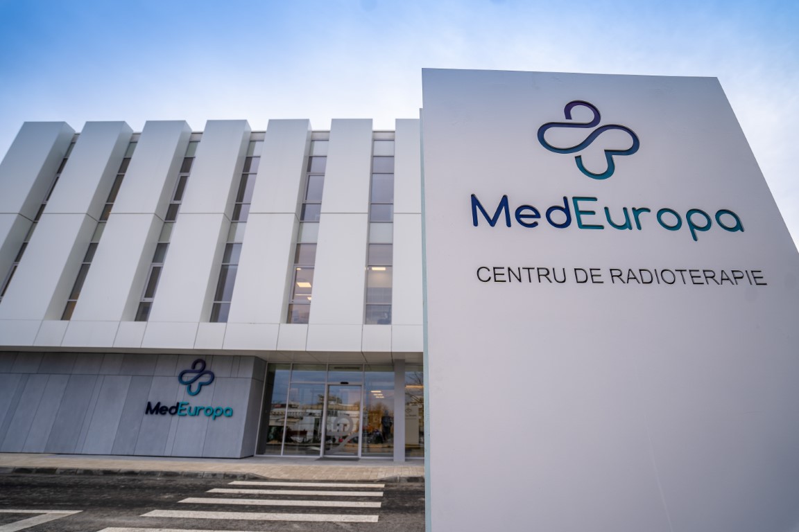 Mişcare importantă în piaţa medicală: Affidea cumpără centrele de radioterapie MedEuropa România, un business de circa 20 mil. euro, cu patru clinici