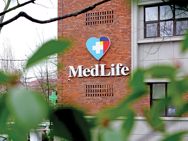 Semnal din piaţa medicală privată: MedLife aşteaptă „mişcări puternice“ şi cumpără o reţea de laboratoare de genetică