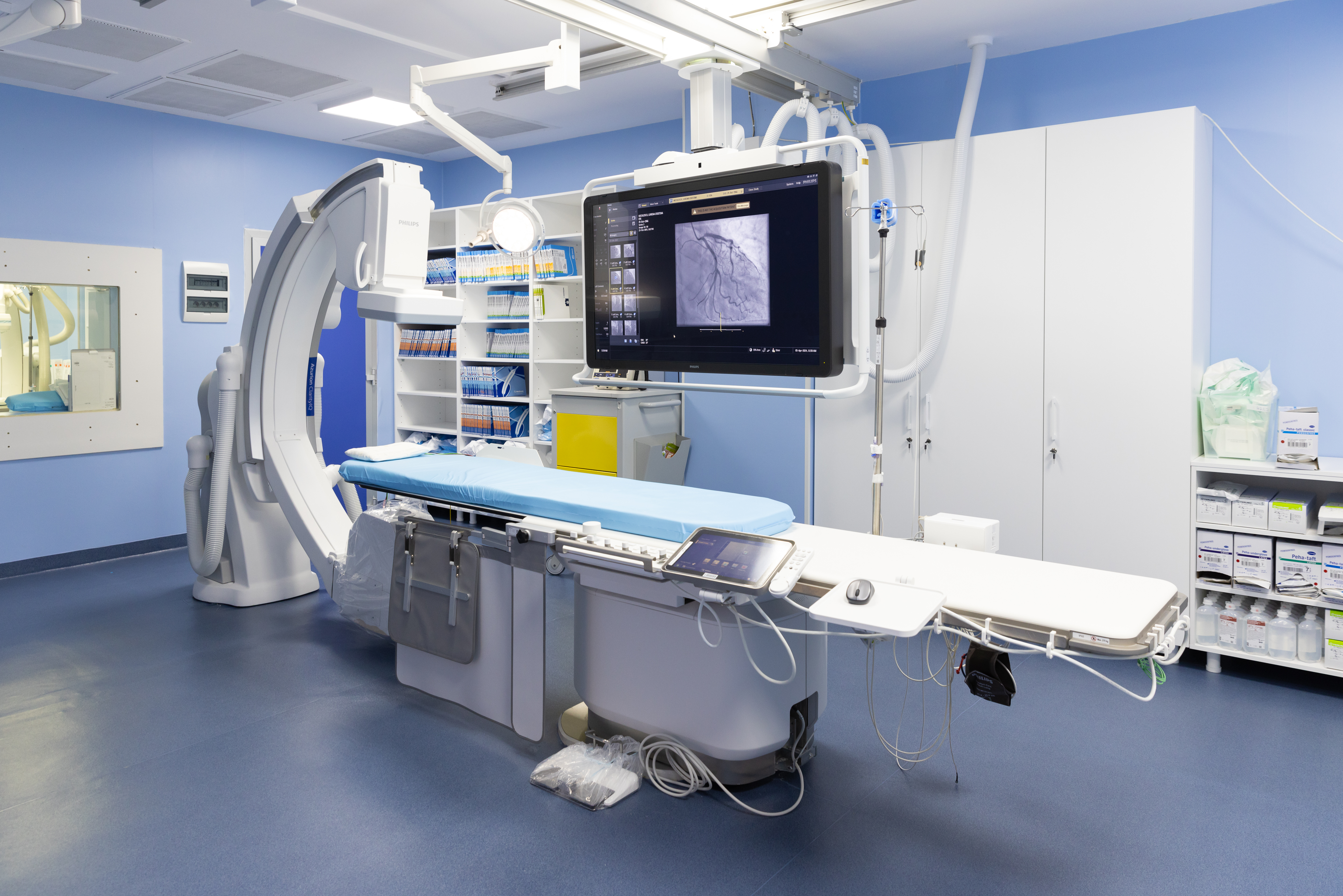 Grupul Monza Ares investeşte 5 mil. euro în dotarea  sălilor de angiografie cu echipamente Philips