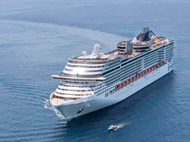 Peste 65.000 de turişti străini au ajuns, anul acesta, cu nave de croazieră în Portul Constanţa