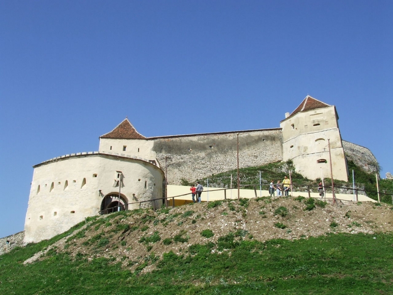 Cetatea Râşnov, printre cele mai frumoase zece castele "de zăpadă" din lume