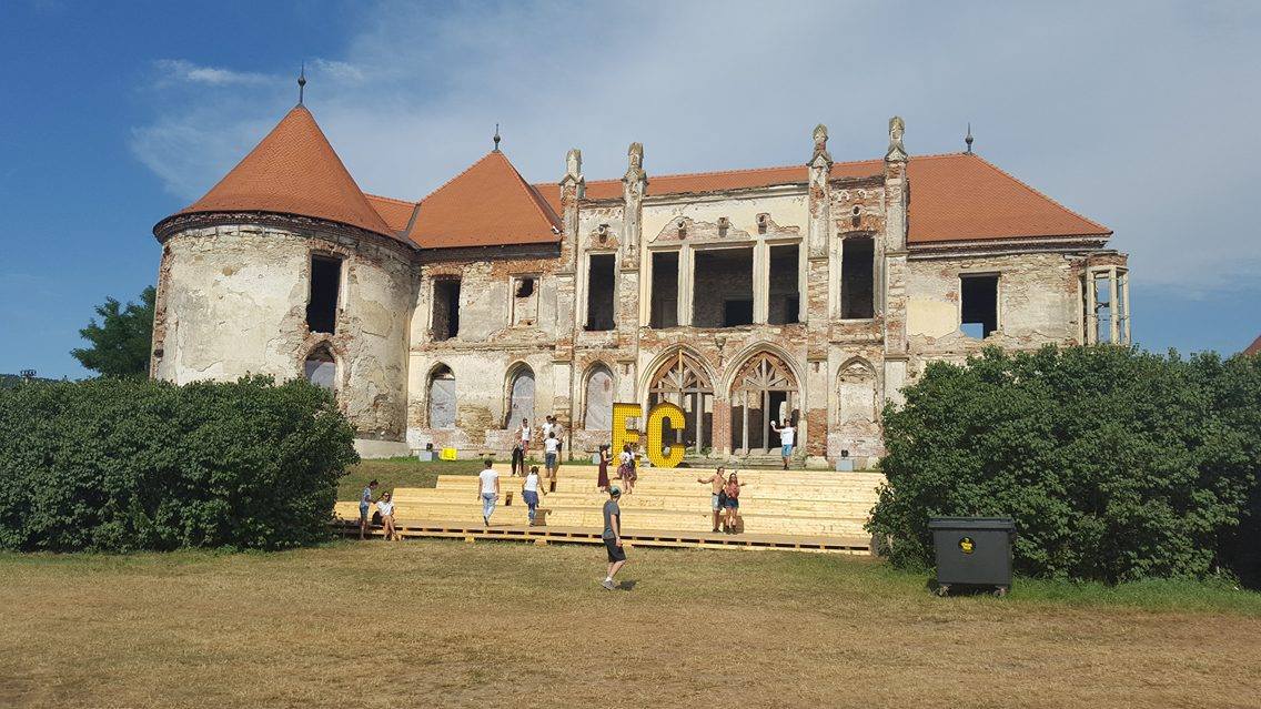 Electric Castle 2016: Bonţida, comuna clujeană care a găzduit festivalul de muzică, a atras de şase ori mai mulţi turişti decât localnici