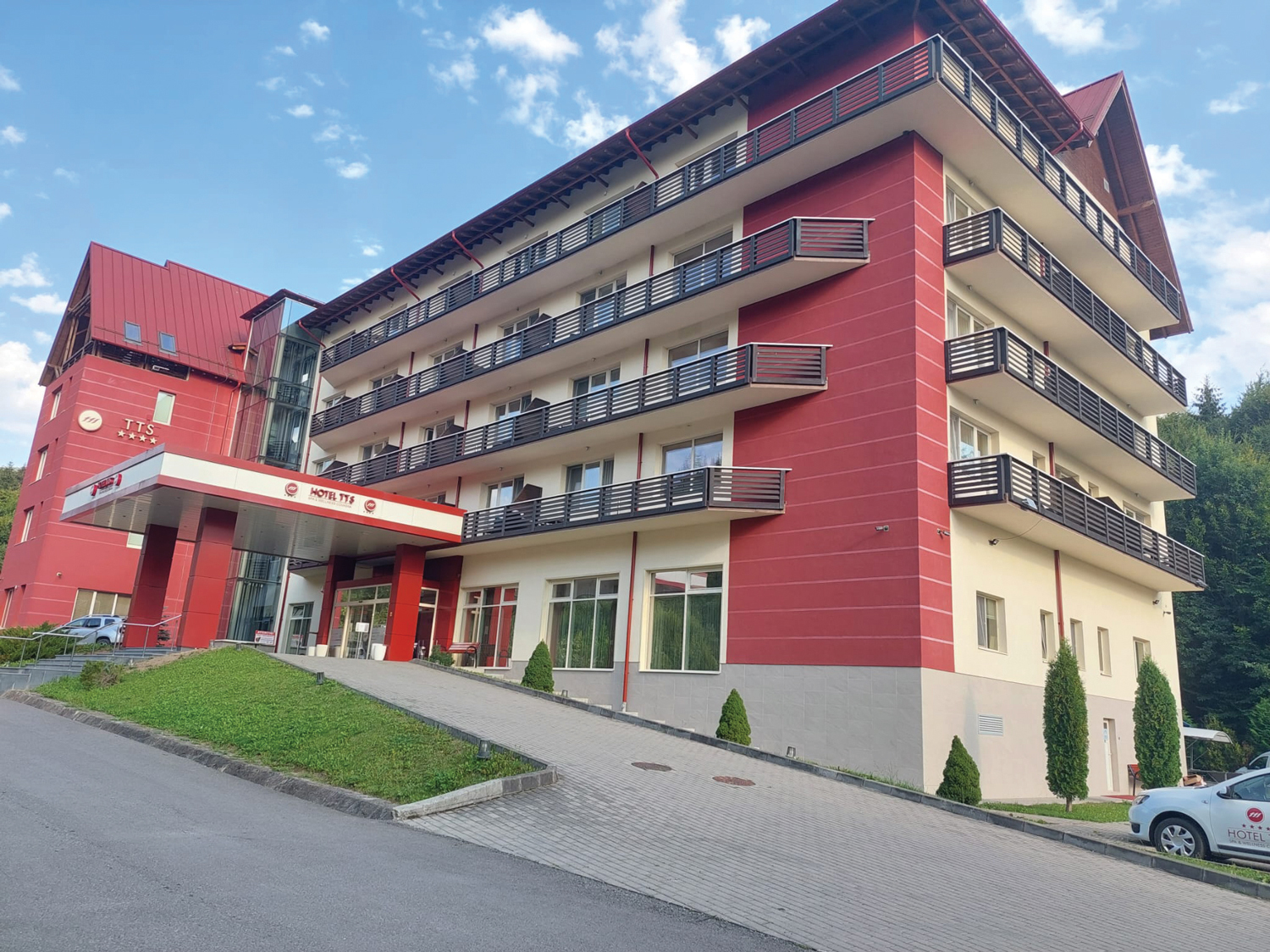 Hotelul de patru stele TTS Covasna, o investiţie a omului de afaceri Mircea Mihăilescu, a ajuns la afaceri de 9,2 mil. lei anul trecut: „În T1 am avut un grad mediu de ocupare de 55%, sub nivelul din perioada similară a anului trecut“