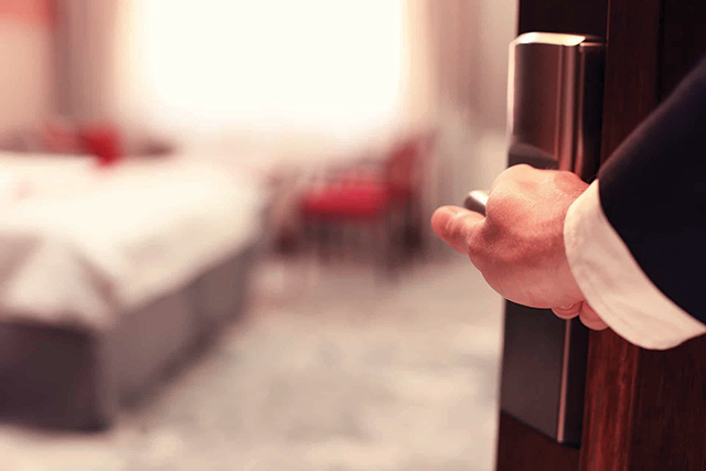 Hotelurile de lux, noul pariu al antreprenorilor români,...