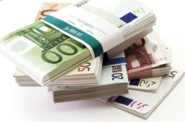 Investiţiile străine au scăzut în primul semestru cu 10,3%, la 1,19 miliarde euro