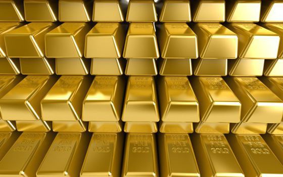 În agitaţia economiei mondiale, investitorii îşi găsesc confortul în aur: metalul preţios a ajuns la cel mai ridicat nivel din ultimele 31 de luni