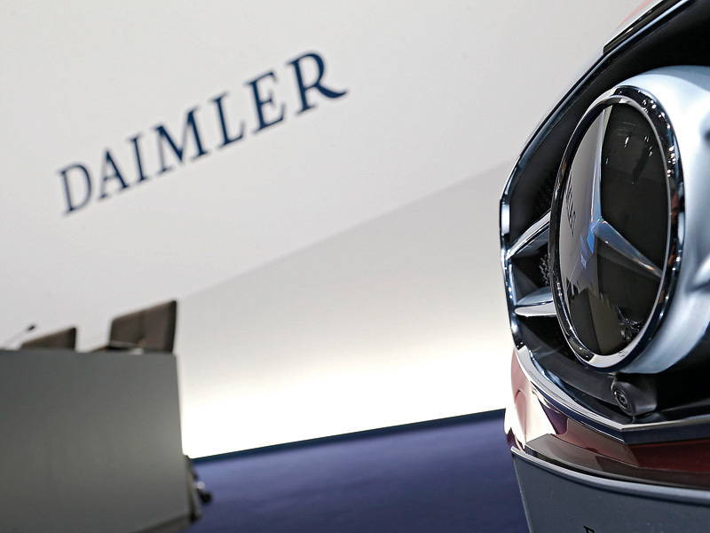 Daimler, proprietarul Mercedes-Benz, mizează pe o companie din tehnologie pentru a accelera dezvoltarea de maşini autonome
