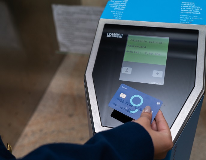 Veşti bune pentru călători: Metrorex a introdus plata direct cu cardul la porţile de acces din toate staţiile de metrou