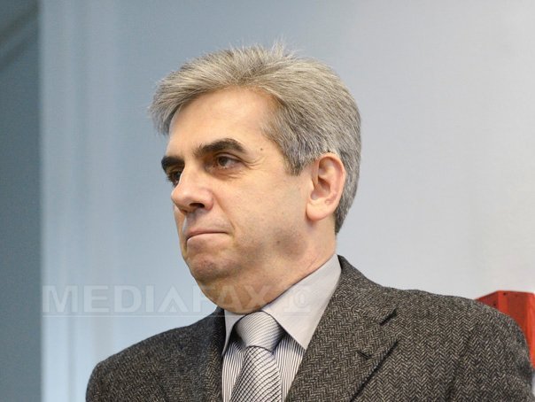Eugen Nicolăescu îl învinge pe Ludovic Orban la diferenţă de un vot şi devine noul lider al deputaţilor PNL