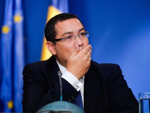 Parlamentul dezbate marţi a patra moţiune împotriva lui Ponta. Opoziţia face miting în Parcul Izvor 