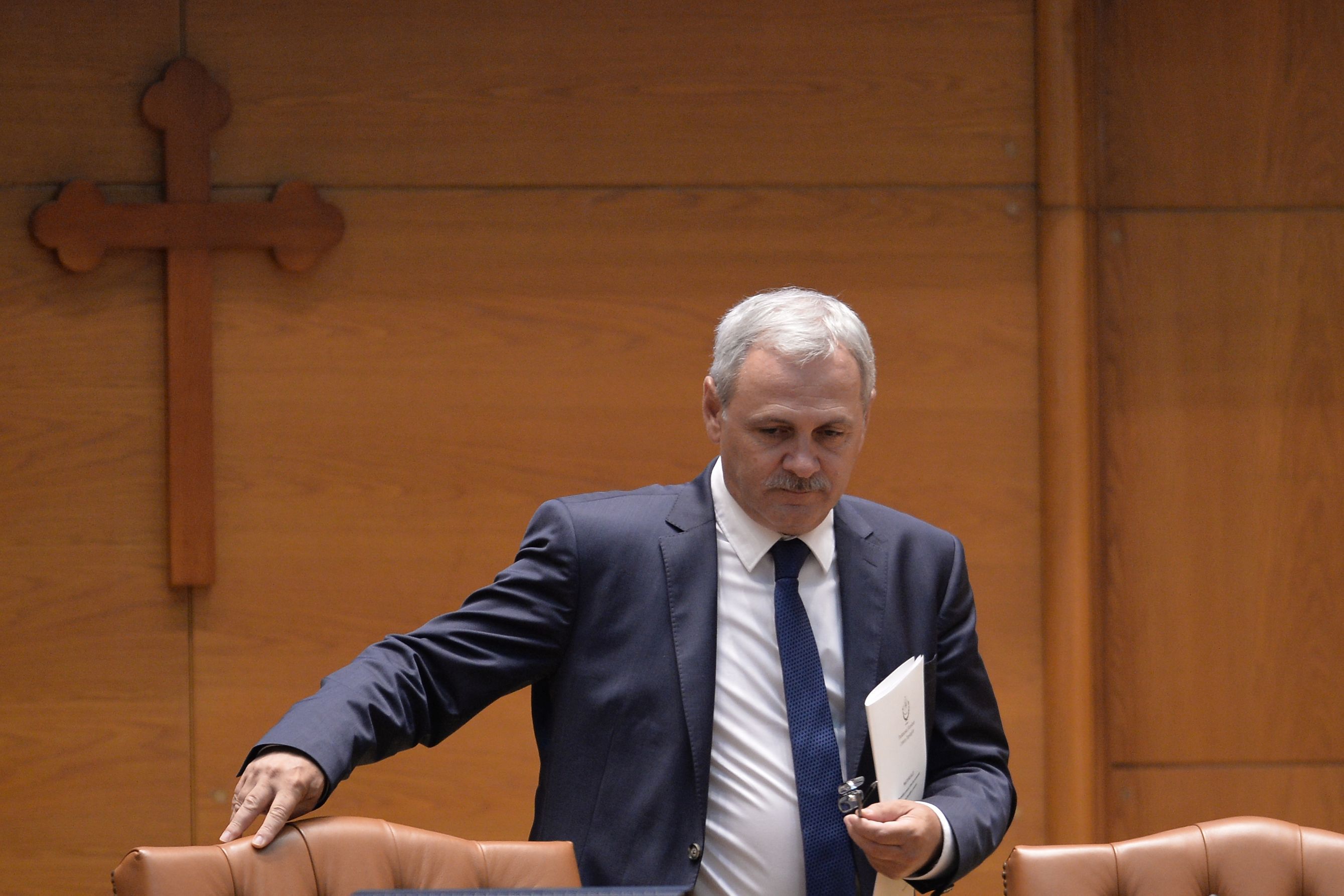 Ludovic Orban (PNL) şi Eugen Tomac (PMP) discută posibilitatea formării unei majorităţi