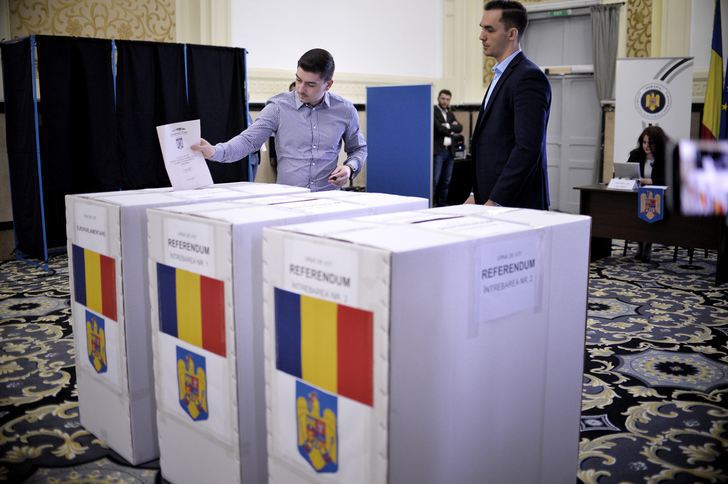 Duminica alegerilor, ora 11.00. BEC, prezenţa la vot: Europarlamentare-10,58%, Referendum-8,49%