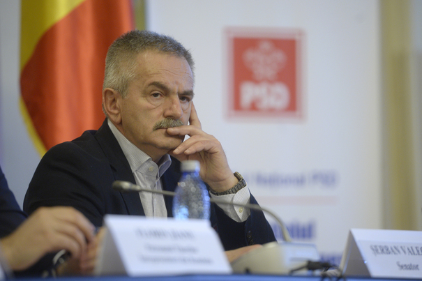 Cine este Şerban Valeca, propunerea PSD pentru Ministerul Educaţiei. El ar putea veni la Educaţie în locul Ecaterinei Andronescu