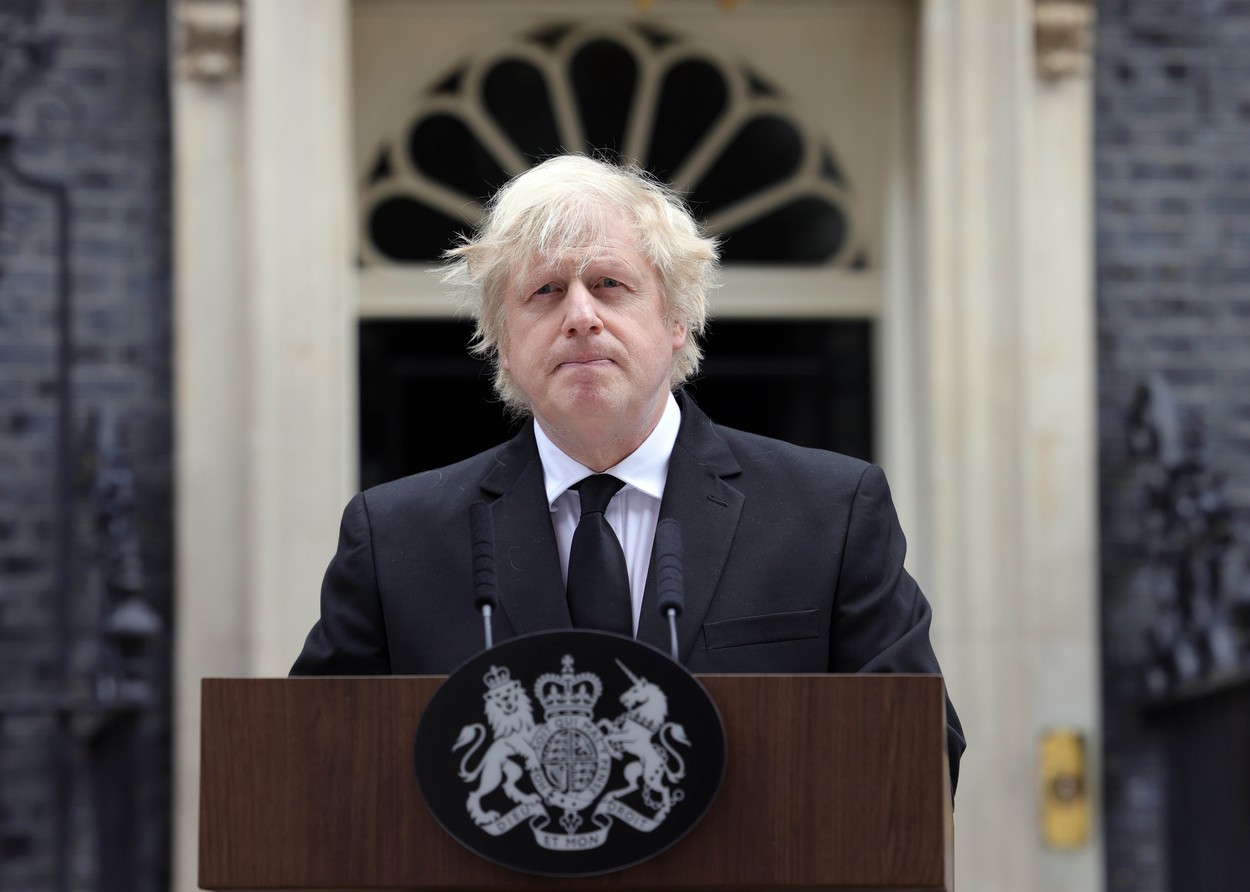 Criza politică se adânceşte: Încă doi miniştri şi-au dat demisia din guvernul britanic