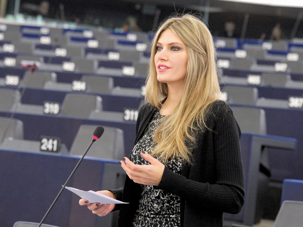 Scandal în Parlamentul European: Eva Kaili, demisă din funcţia de vicepreşedinte a instituţiei: Nu vrem ca numele Parlamentului European să fie pătat de persoane suspectate de corupţie