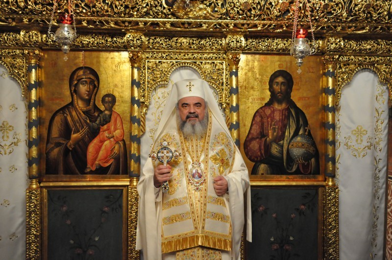 Un semnal care nu s-a mai dat niciodată. Patriarhul Daniel în predica de dimineaţă: În istoria poporului român, adesea Dumnezeu a lucrat chiar şi prin oameni străini de neam