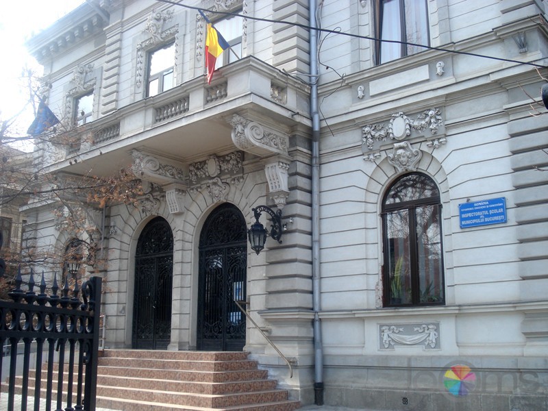 Toate balurile organizate de licee în cluburile din Bucureşti, interzise de Inspectoratul Şcolar