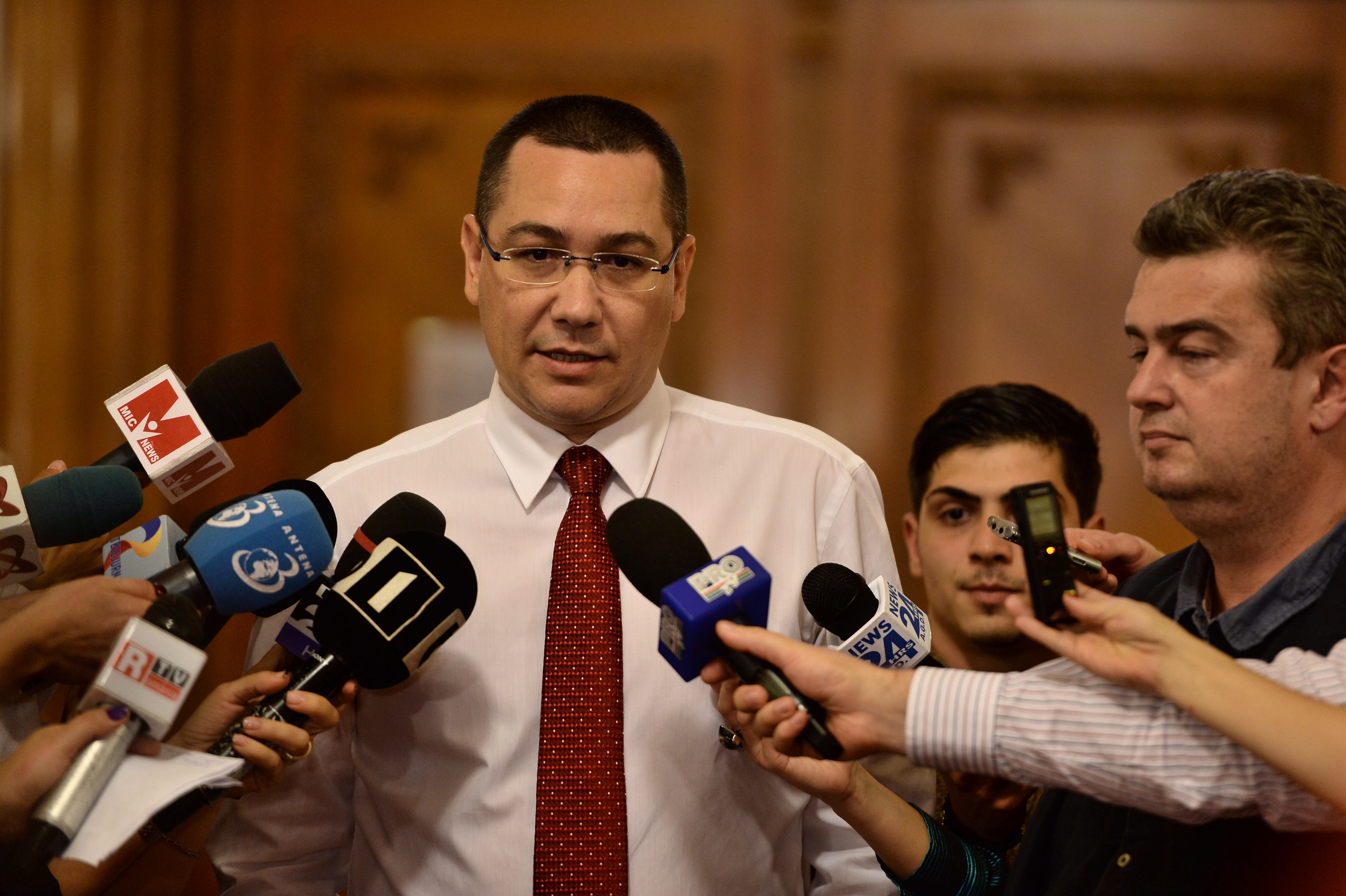 Ponta: Voi transmite propunerea mea ca Mircea Duşa să fie premier interimar, diseară îmi depun demisia la preşedenţie