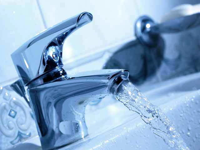 Constanţa: Tariful pentru apa potabilă şi canalizare scade cu 0,75 lei/mc, după reducerea TVA