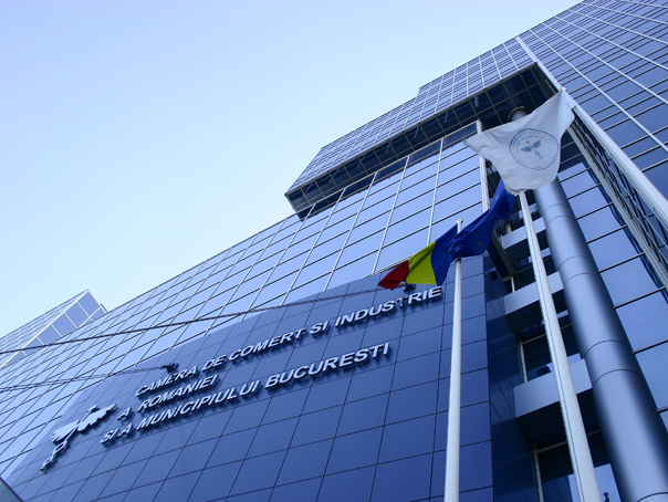 Avertismentul vicepreşedintelui Camerei de Comerţ şi Industrie a României: România riscă să ajungă în situaţia Greciei, după creşterea salariilor