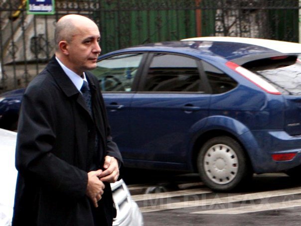 Gabriel Popoviciu, eliberat pe o cauţiune de 200.000 de lire şi cu brăţară de supraveghere 