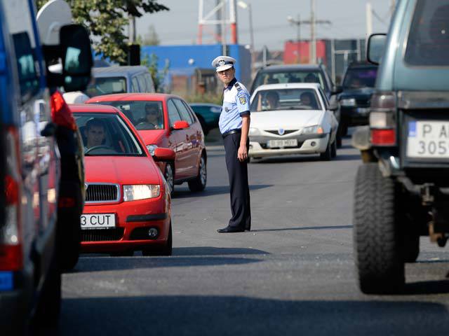 Circulaţie blocată pe şoseaua de centură din Bucureşti, din cauza unui accident rutier