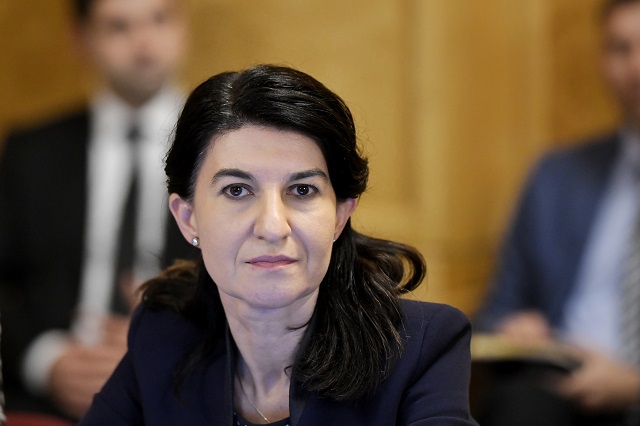 Violeta Alexandru, ministrul interimar al Muncii, a fost desemnată preşedintele PNL Bucureşti
