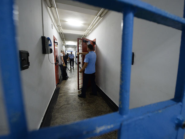 Deţinuţii cu forme medii şi grave de COVID-19 vor fi trataţi la Spitalul Rahova