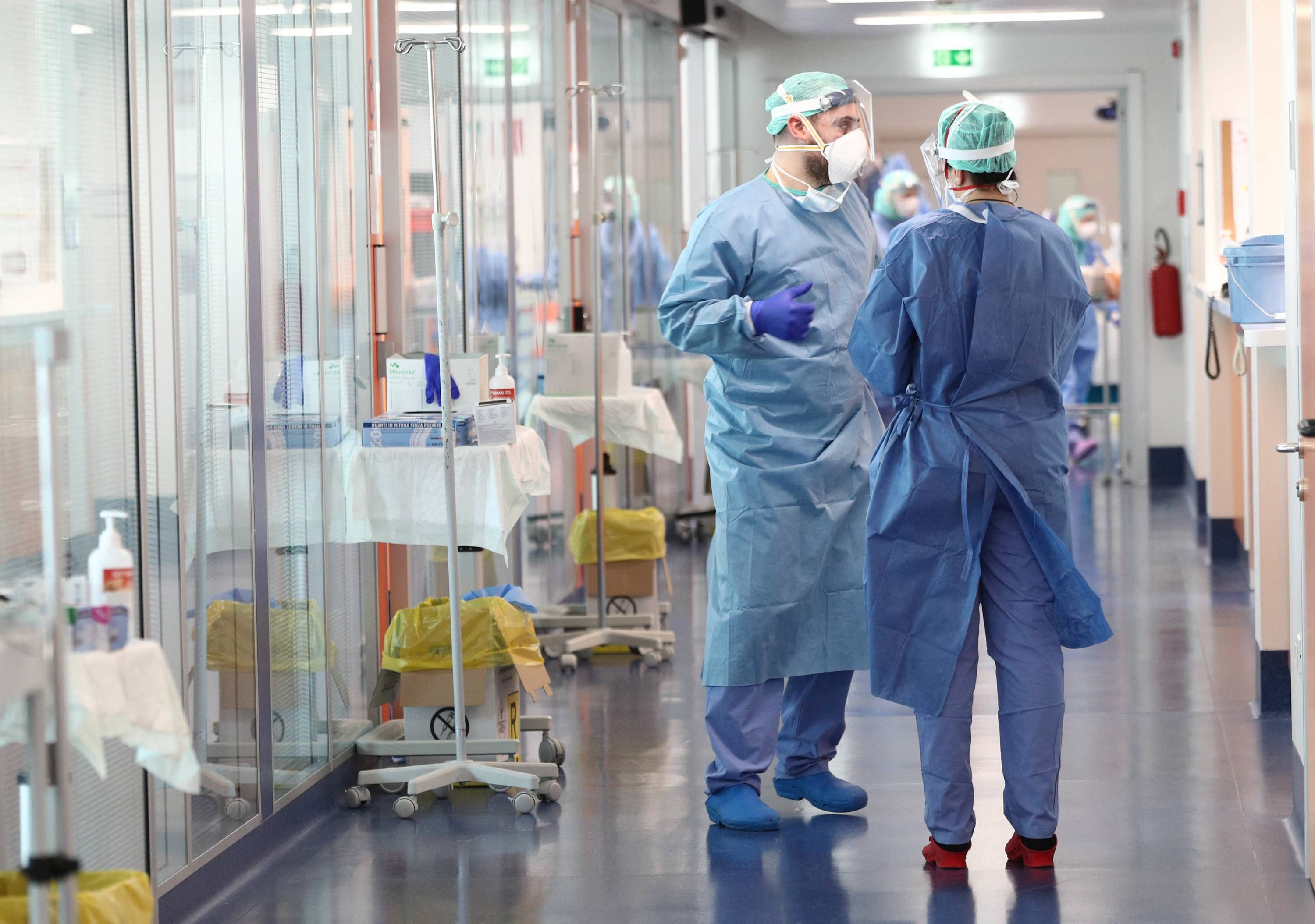 O veste bună: Spitalul Judeţean Sibiu poate trata pacienţi cu COVID-19 folosind plasmă de la donatori vindecaţi