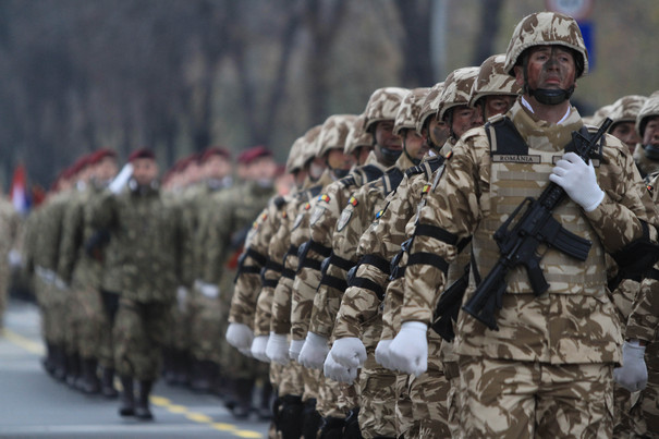 Paradă Militară Naţională la Bucureşti şi ceremonie militară la Alba Iulia, de Ziua Naţională