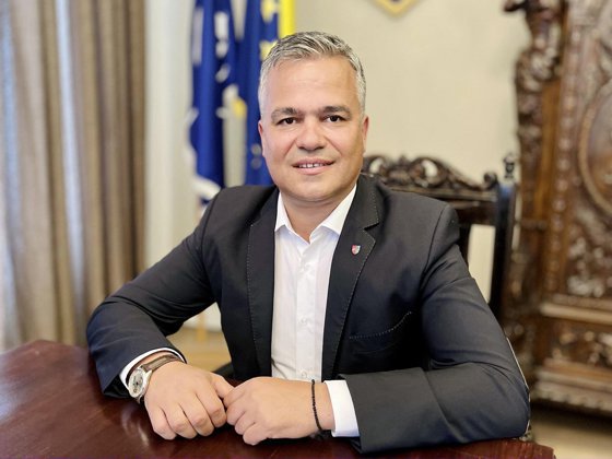 Ministrul Dezvoltării, Adrian Veştea: Relaţia dintre administraţie, cetăţeni şi mediul de afaceri trebuie reconstruită 
