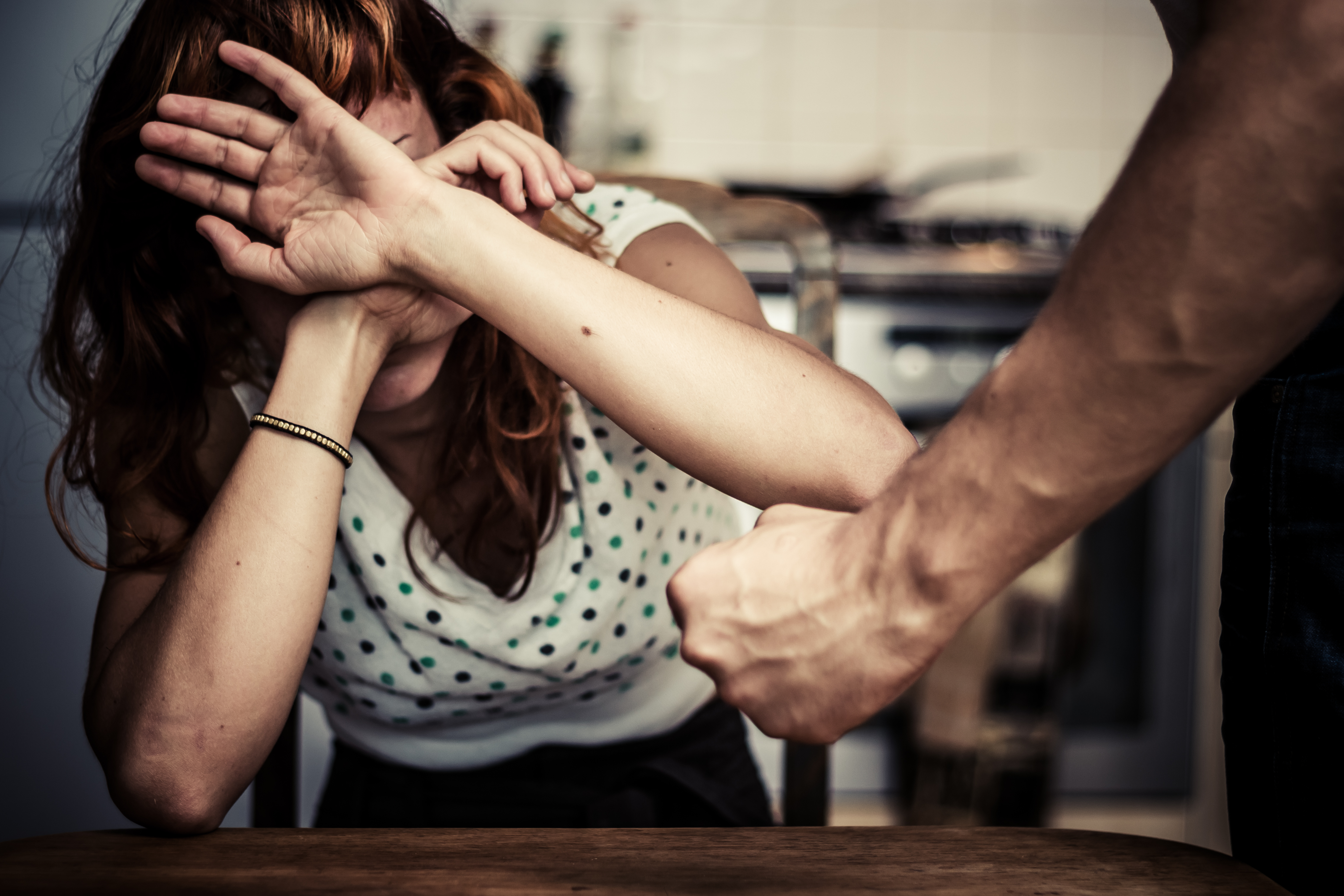 Peste 108.000 de cazuri de violenţă domestică în 2023 în România