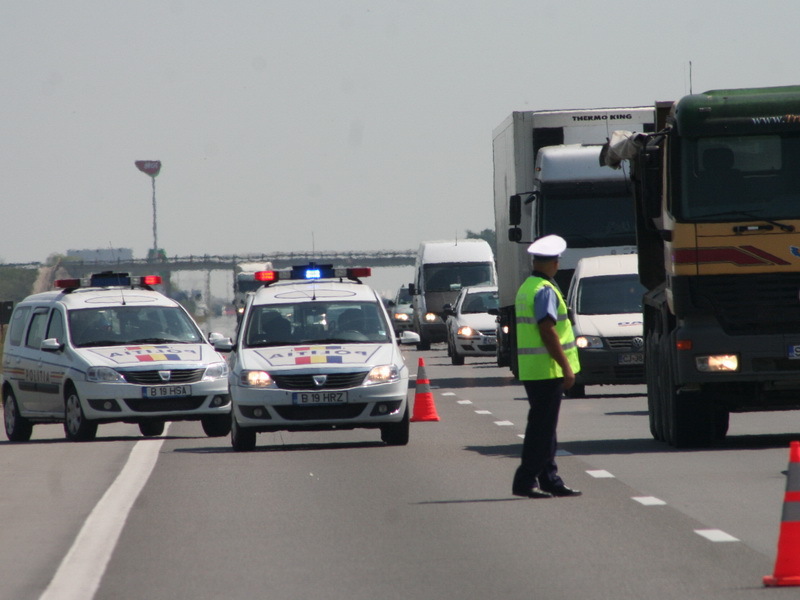 Poliţia Română a desfăşurat 145 de misiuni aeriene...