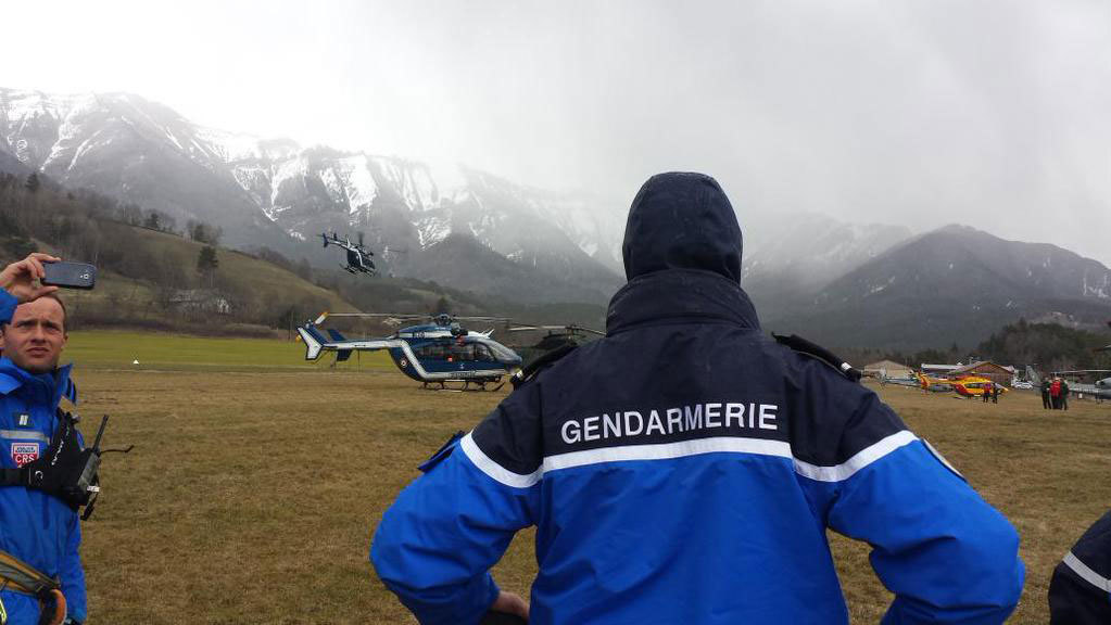 Operaţiunile de căutare au fost reluate în Alpii francezi, după prăbuşirea avionului Germanwings
