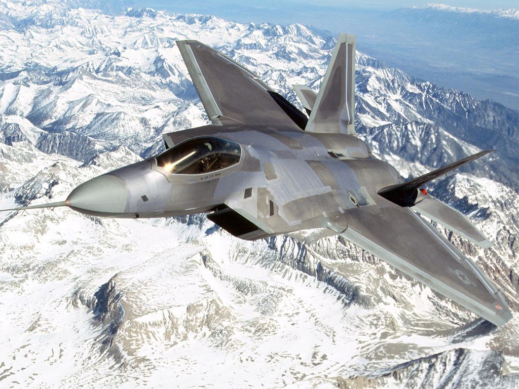 Raptor F-22, avioane de vânătoare americane invizibile pe radar, ar putea fi mobilizate în Europa