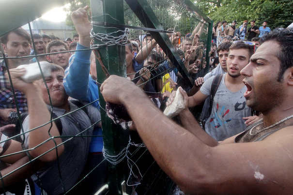 Guvernul Ungariei a extins starea de urgenţă pe fondul crizei migraţiei