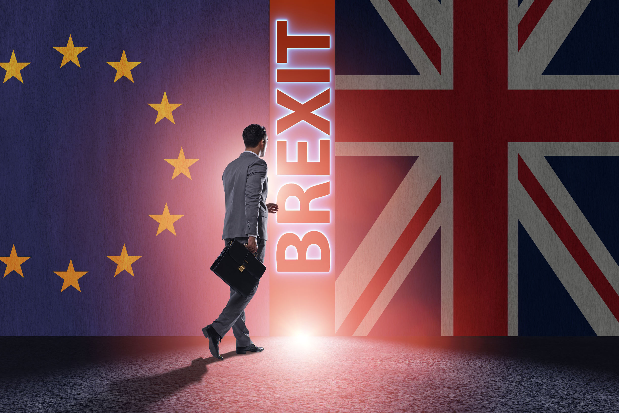 Marea Britanie vrea un acord de tranziţie privind Brexit până în martie 2018