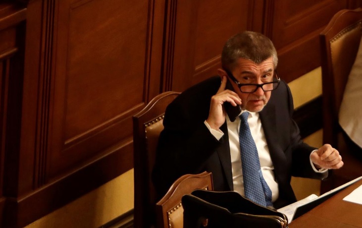 Guvernul Cehiei a acceptat să demisioneze, după ce a pierdut votul de încredere