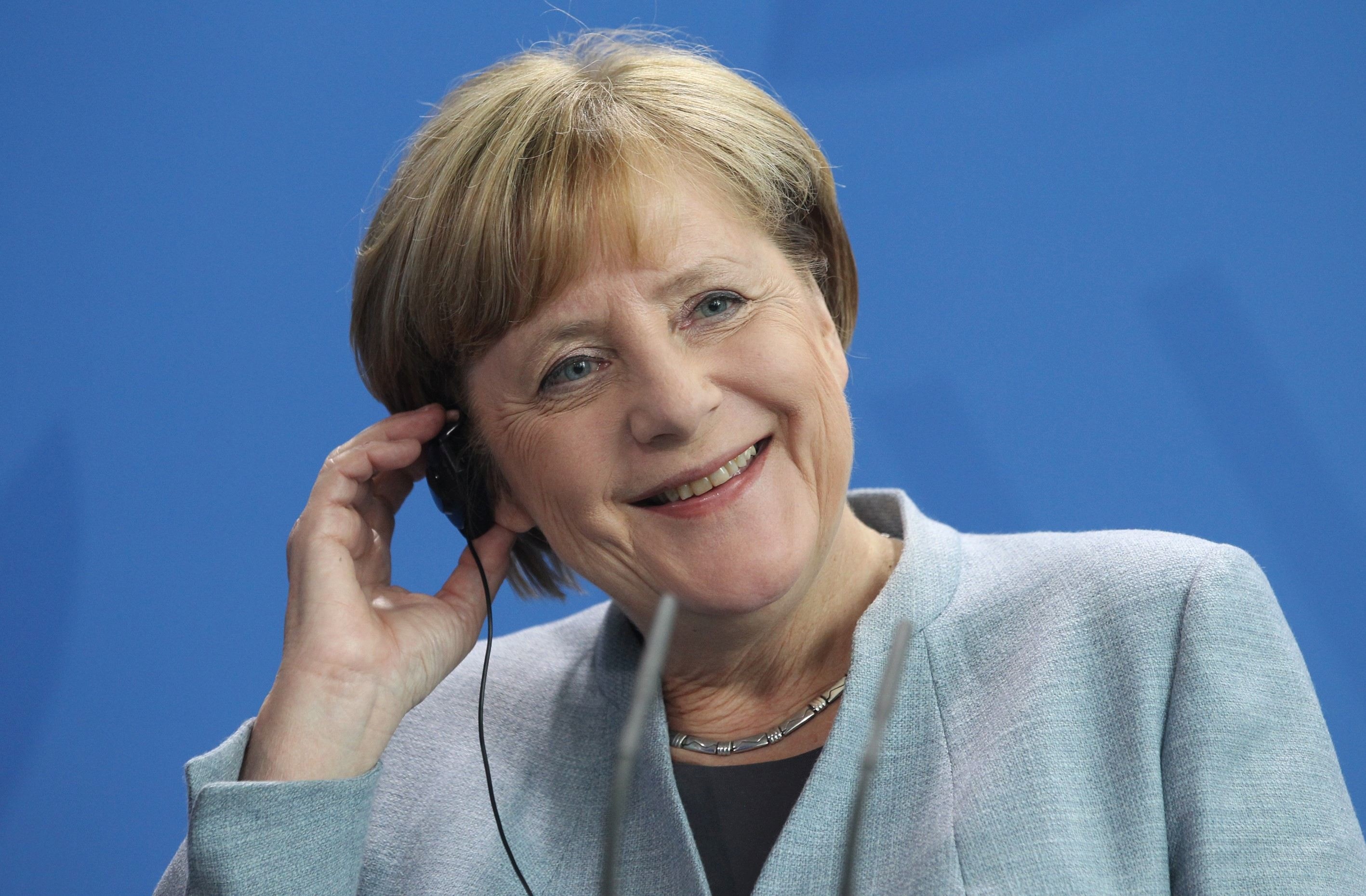 Angela Merkel se declară optimistă în privinţa formării unei coaliţii guvernamentale cu SPD
