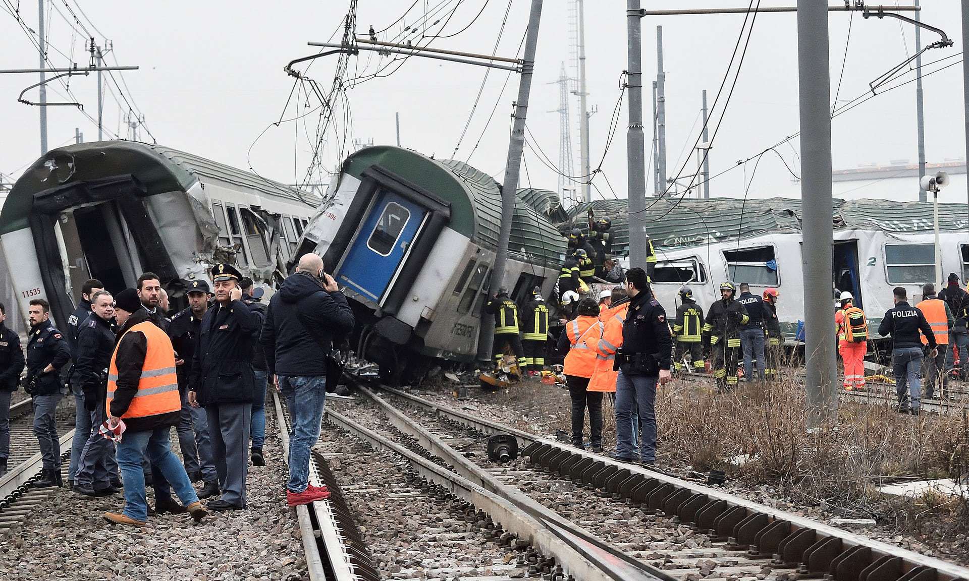 Bilanţul accidentului feroviar din Italia a ajuns la cel puţin trei morţi şi o sută de răniţi