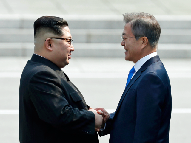 Sfârşitul unei crize distructive? Coreea de Nord a invitat opt jurnalişti sud-coreeni să participe la închiderea poligonului nuclear