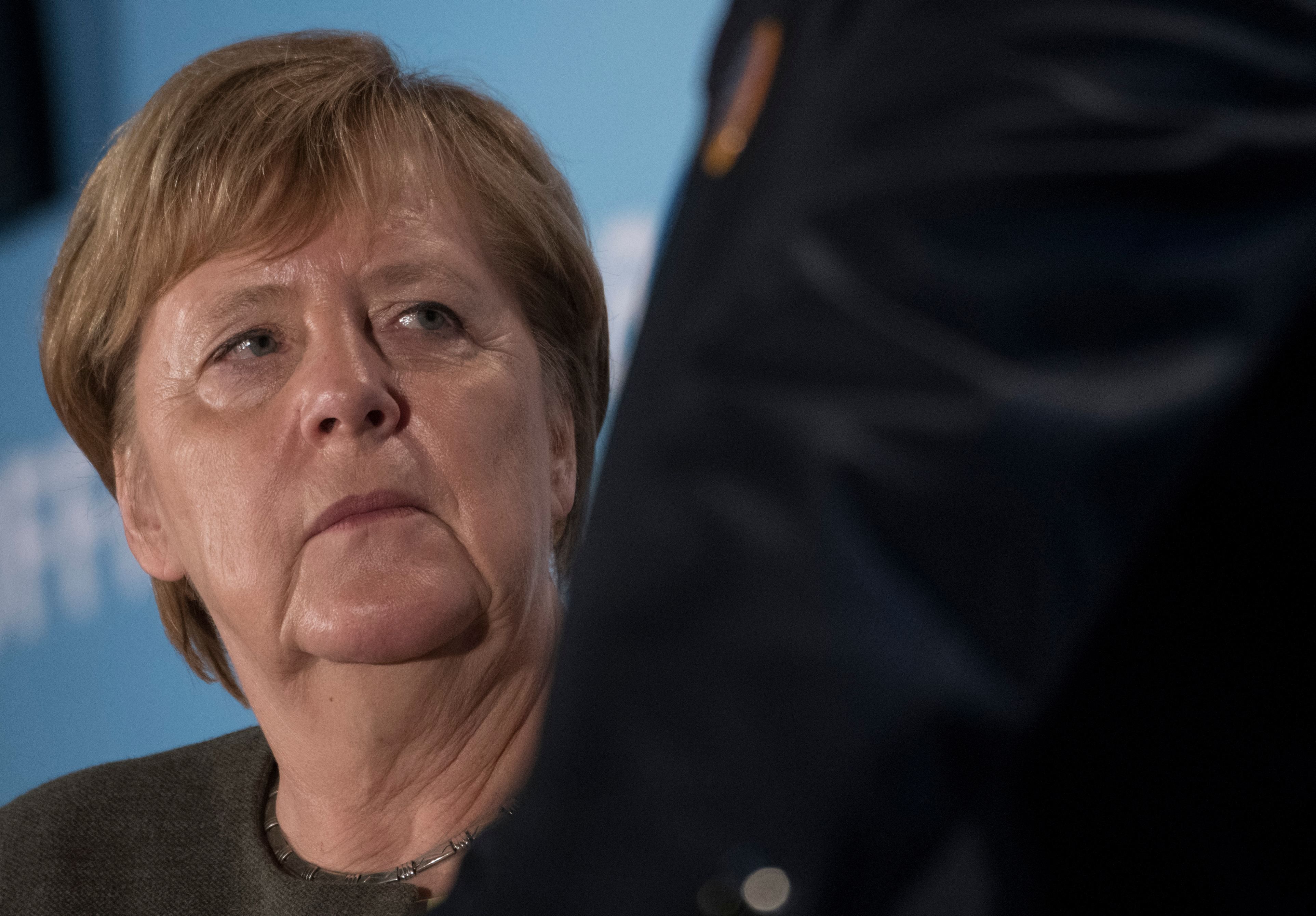 Sfârşitul unei ere: Puternicul Cancelar Angela Merkel nu va mai candida la preşedinţia Uniunii Creştin-Democrate