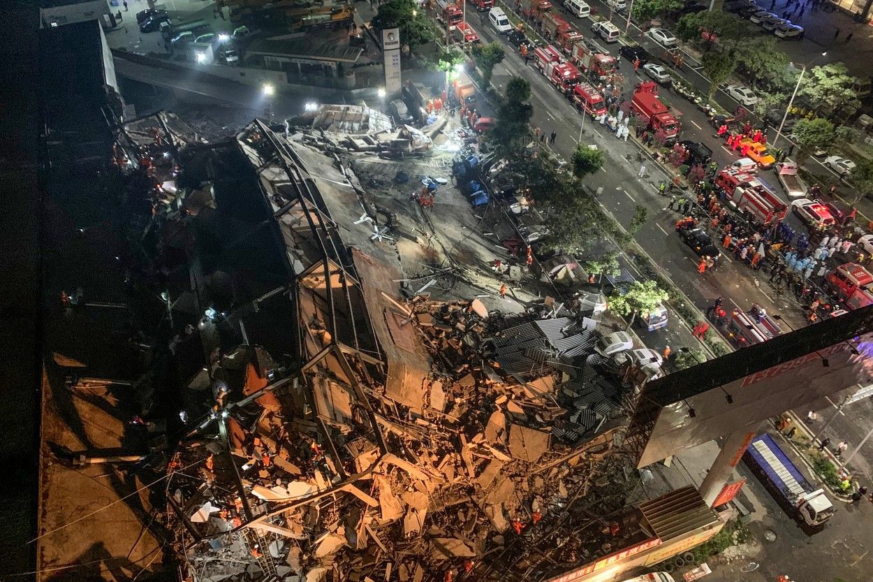 Bilanţul dezastrului din China: Cel puţin şapte morţi în urma prăbuşirii hotelului